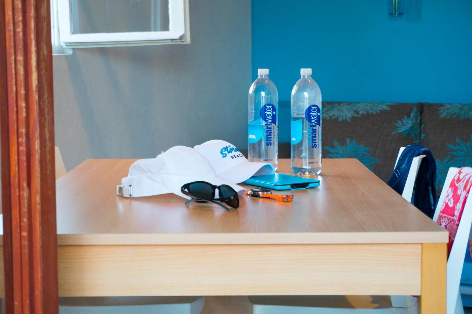 The Sea House Apartments Vis Room photo