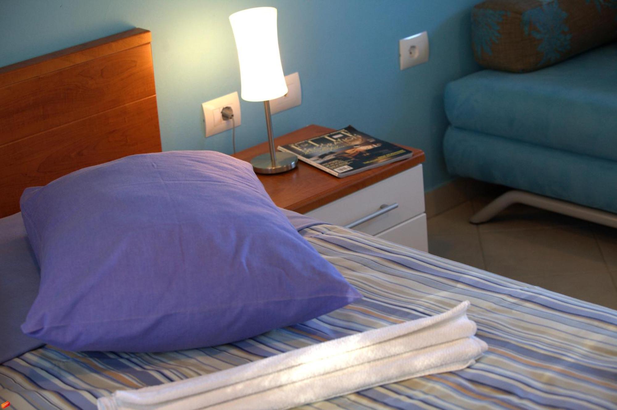 The Sea House Apartments Vis Room photo